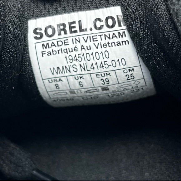 SOREL Kinetic RNEGD Black and White‎ Women's Sneakers Sz 8 - Picture 9 of 9